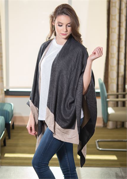 Black/Tan Reversible Wrap