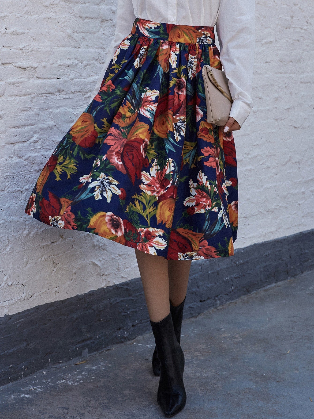 Allover Floral Print Flare Skirt