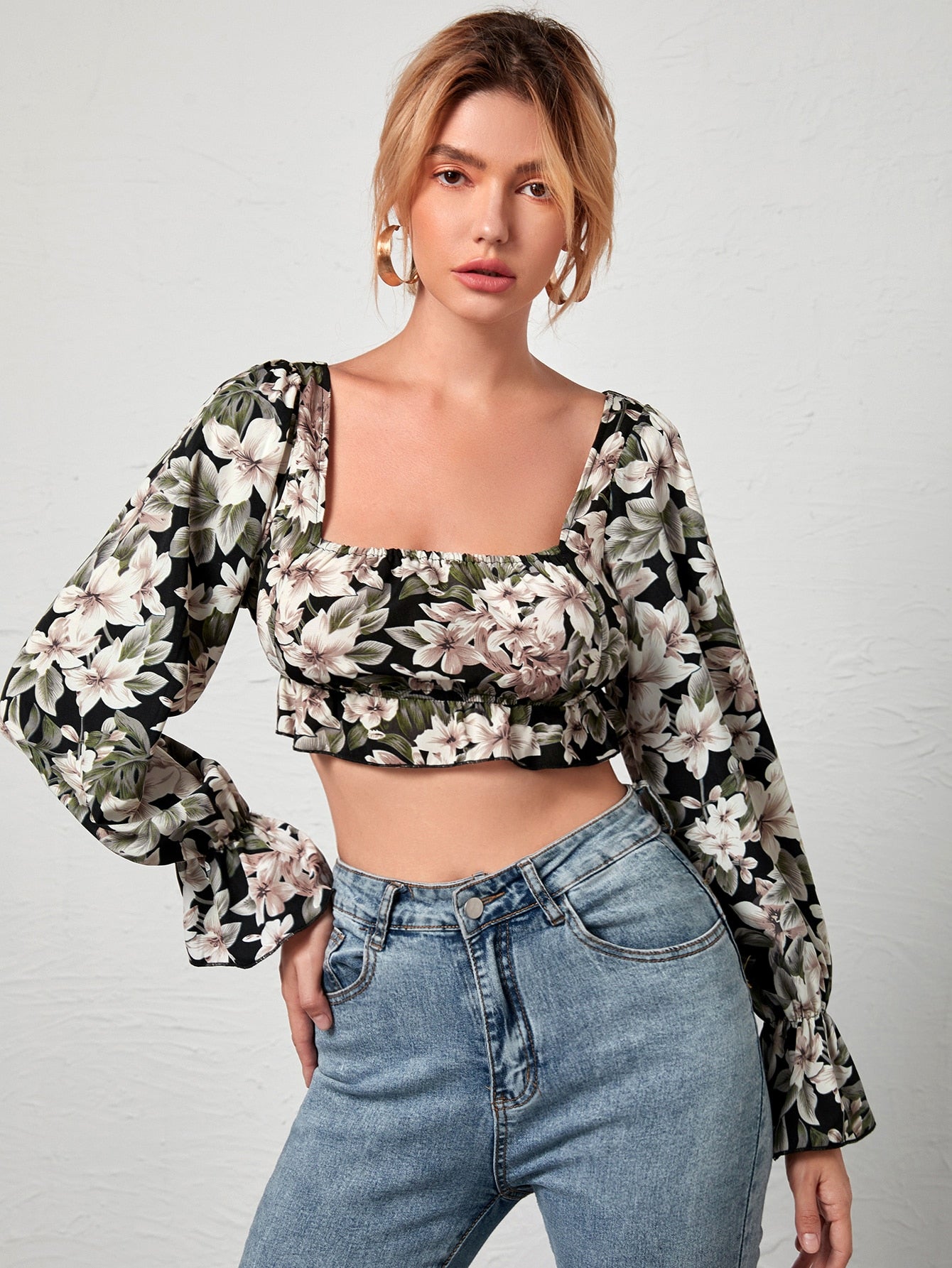 Allover Floral Square Neck Crop Top