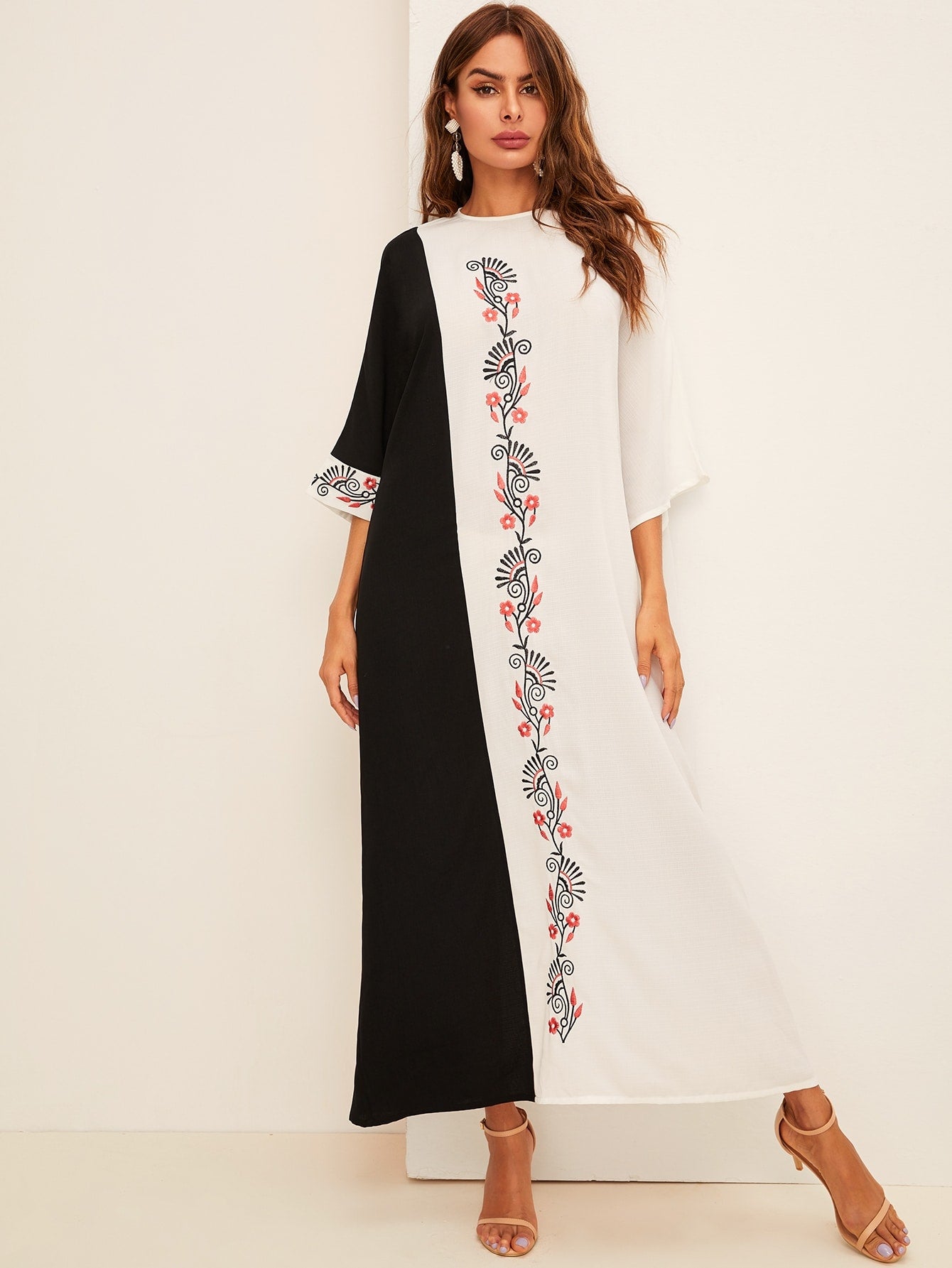 Botanical Embroidered Bell Sleeve Two Tone Hijab Dress