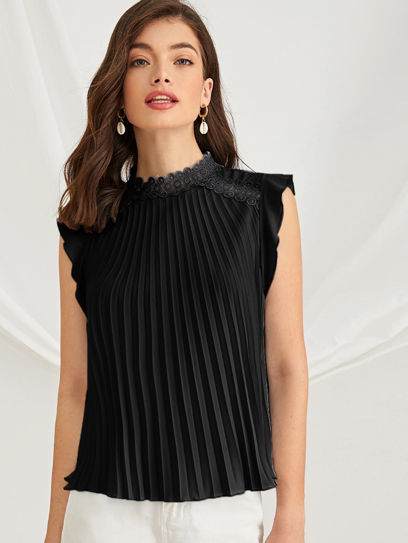 Contrast Lace Pleated Ruffle Sleeve Blouse