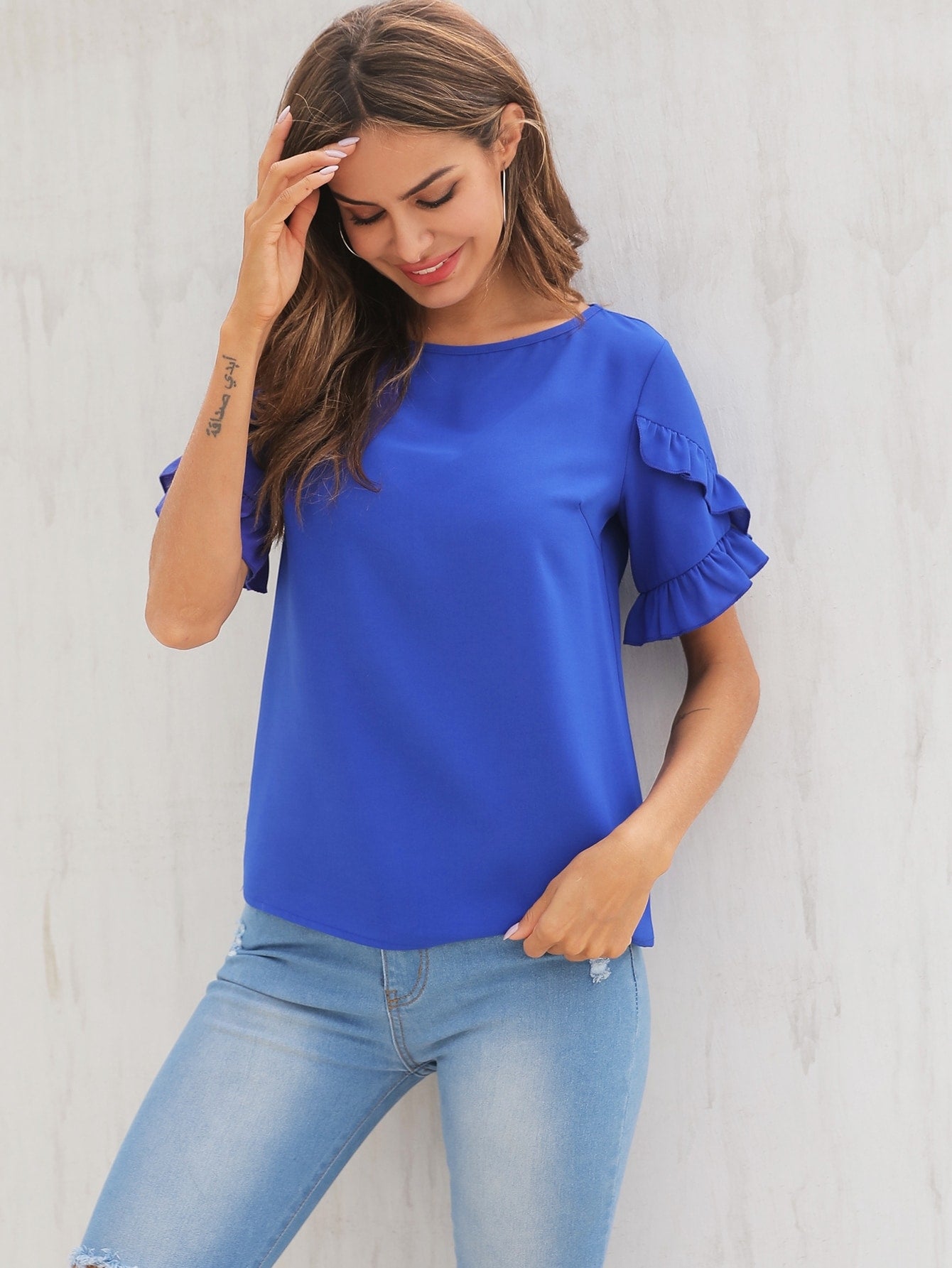 Contrast Ruffle Cuff Blouse