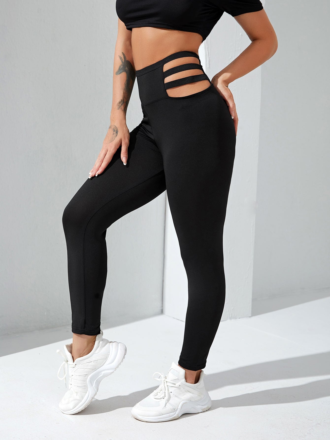 Cut Out Wideband Waist Leggings