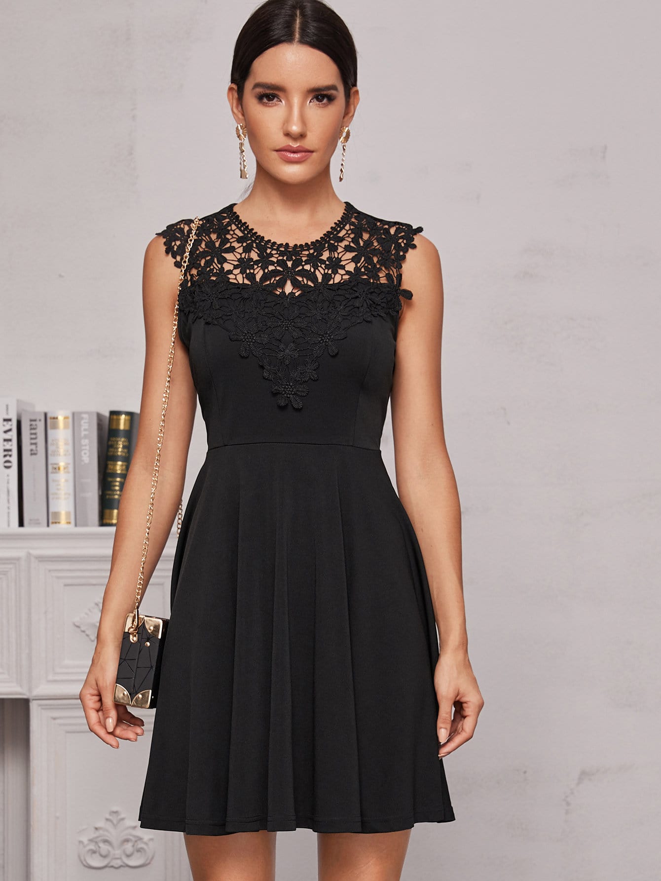 Guipure Lace Panel Sleeveless Dress