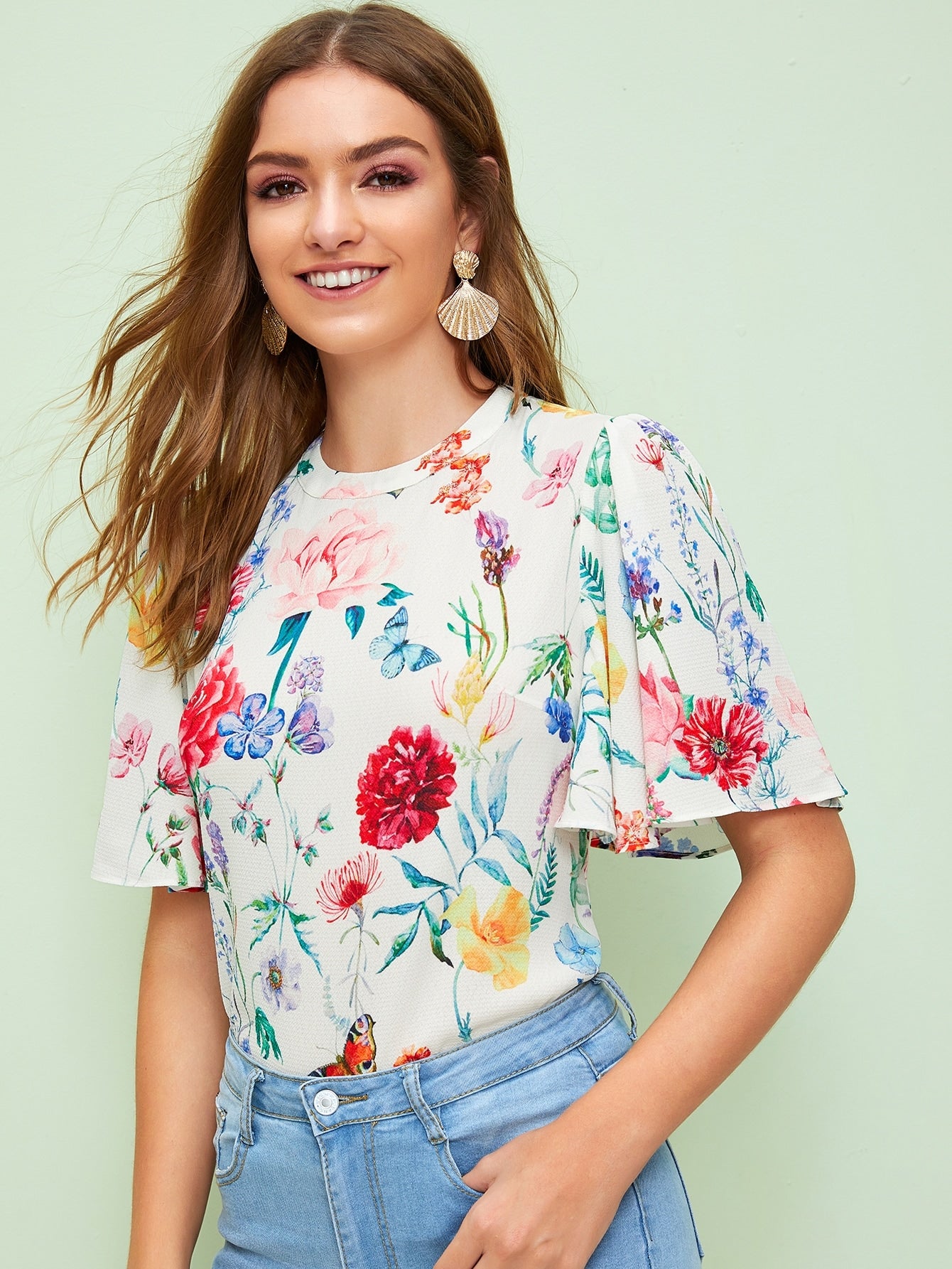 Keyhole Back Flutter Sleeve Floral Print Top