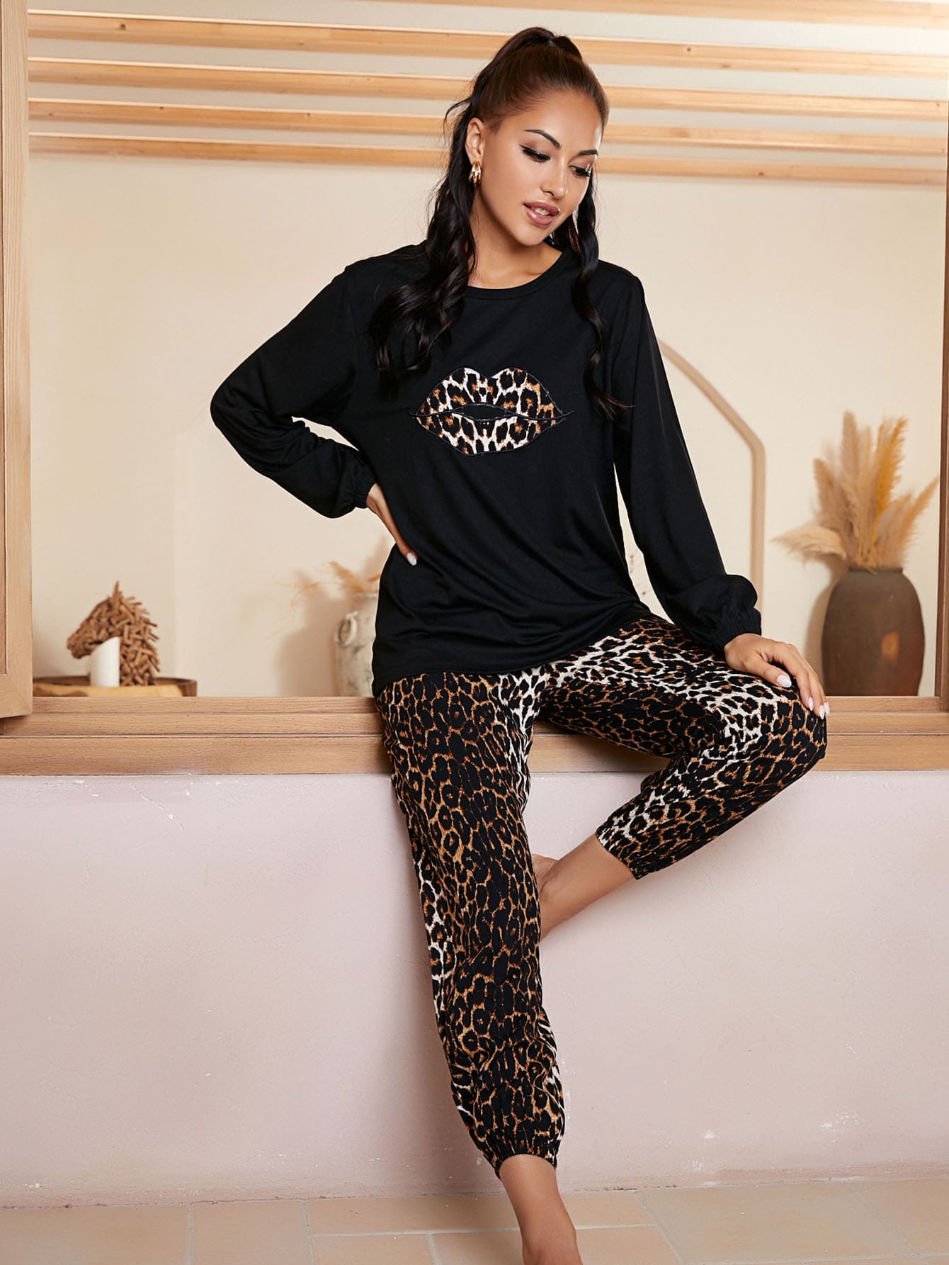 Leopard Mouth Print Pajama Set