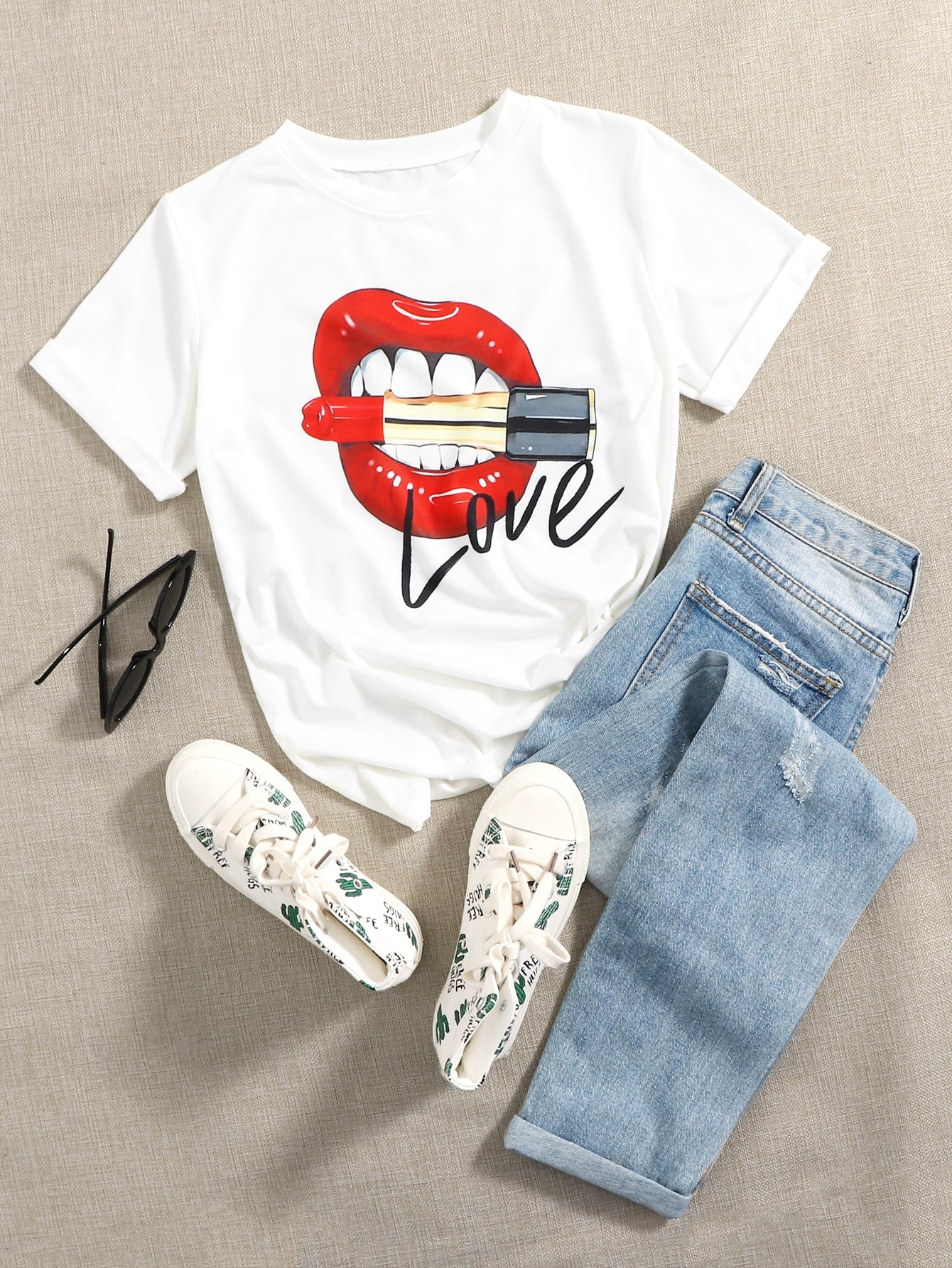 Lipstick And Letter Graphic Tee