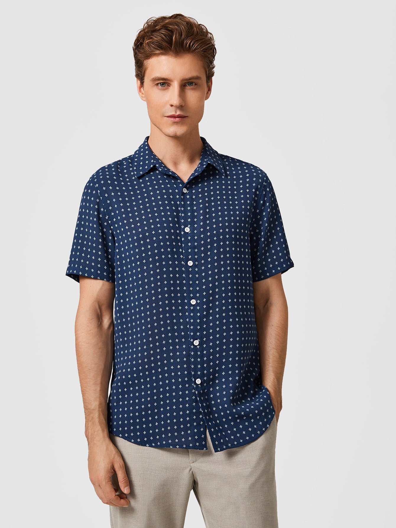 Men Allover Print Short Sleeve Shirt