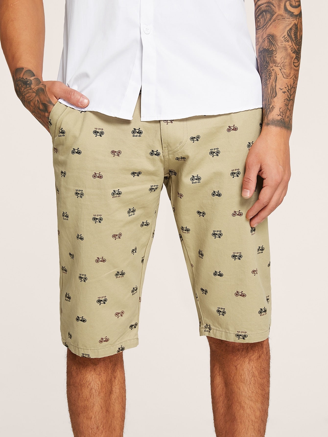 Men Bike & Letter Print Cargo Shorts