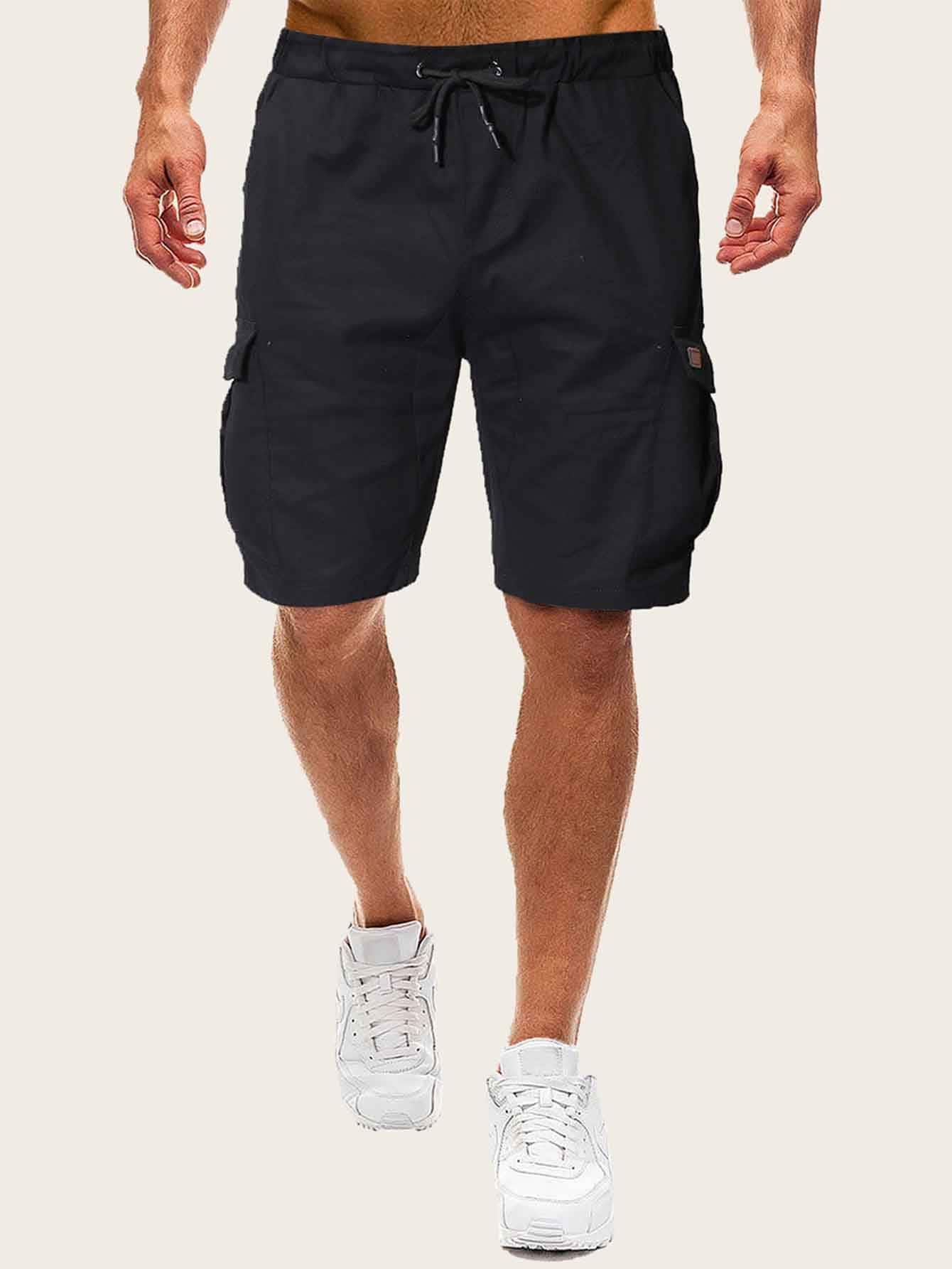 Men Drawstring Waist Dual Pocket Solid Shorts