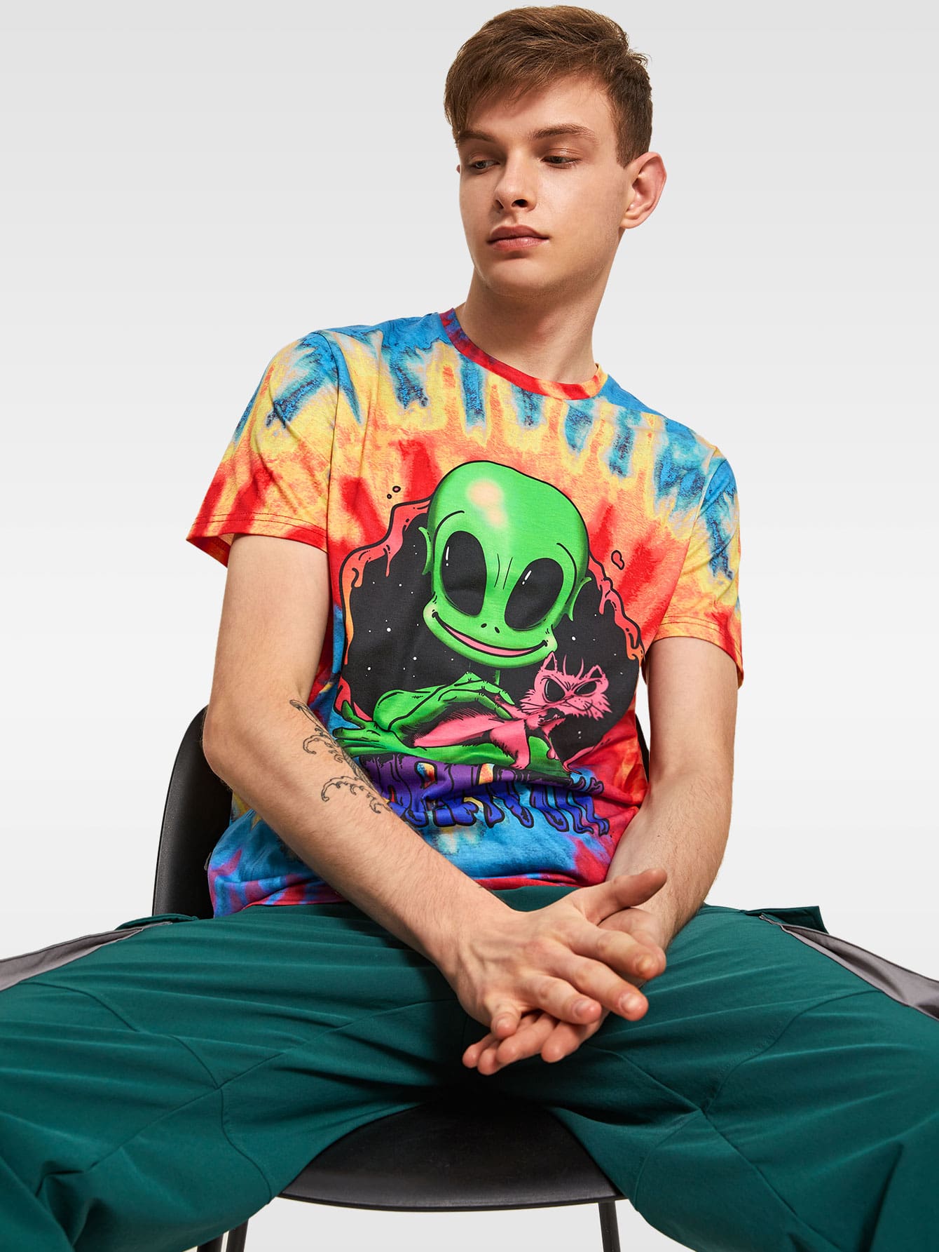 Men Letter and Alien Print Tie Dye Top