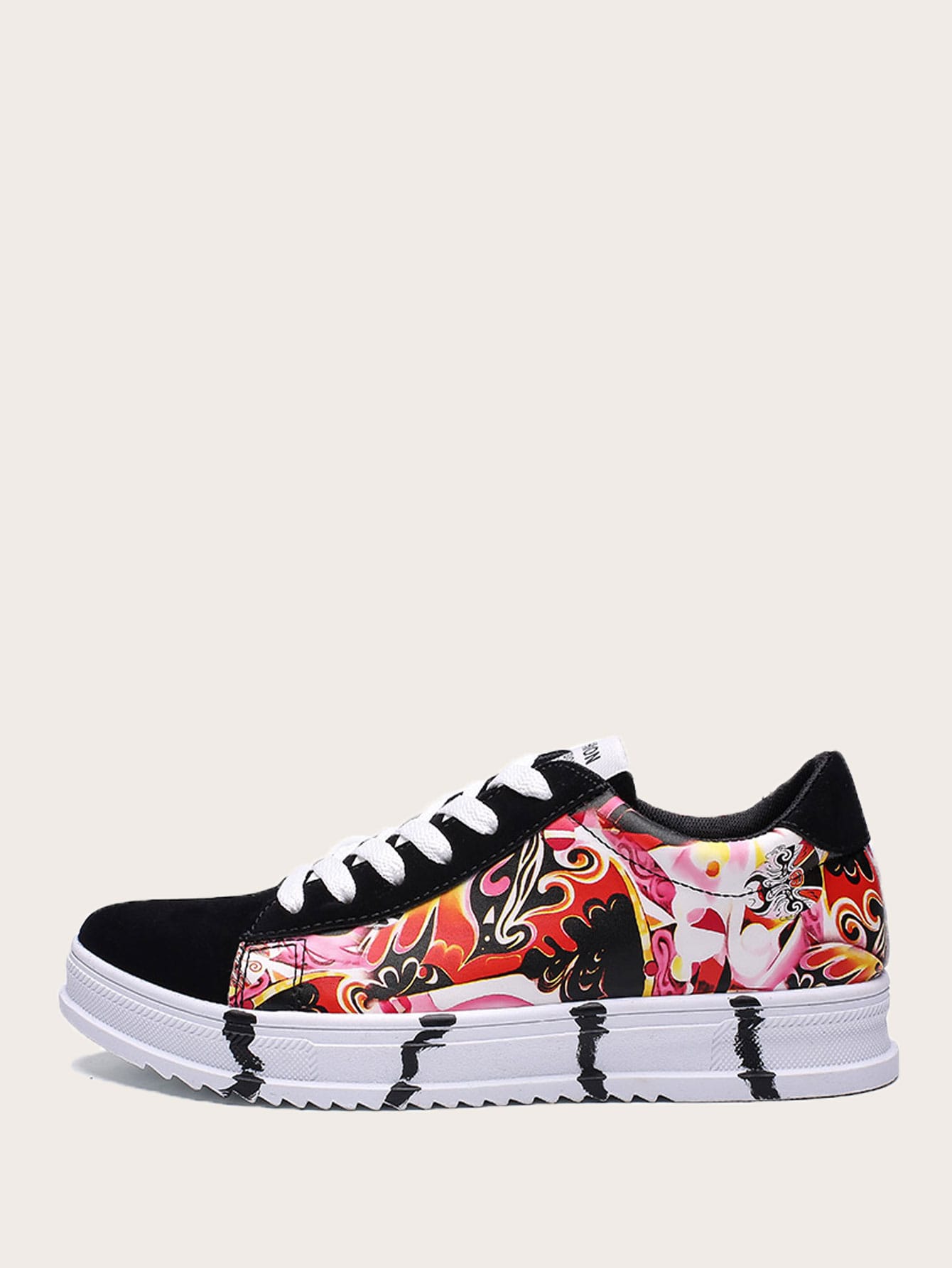 Men Peking Opera Print Lace-up Front Sneakers