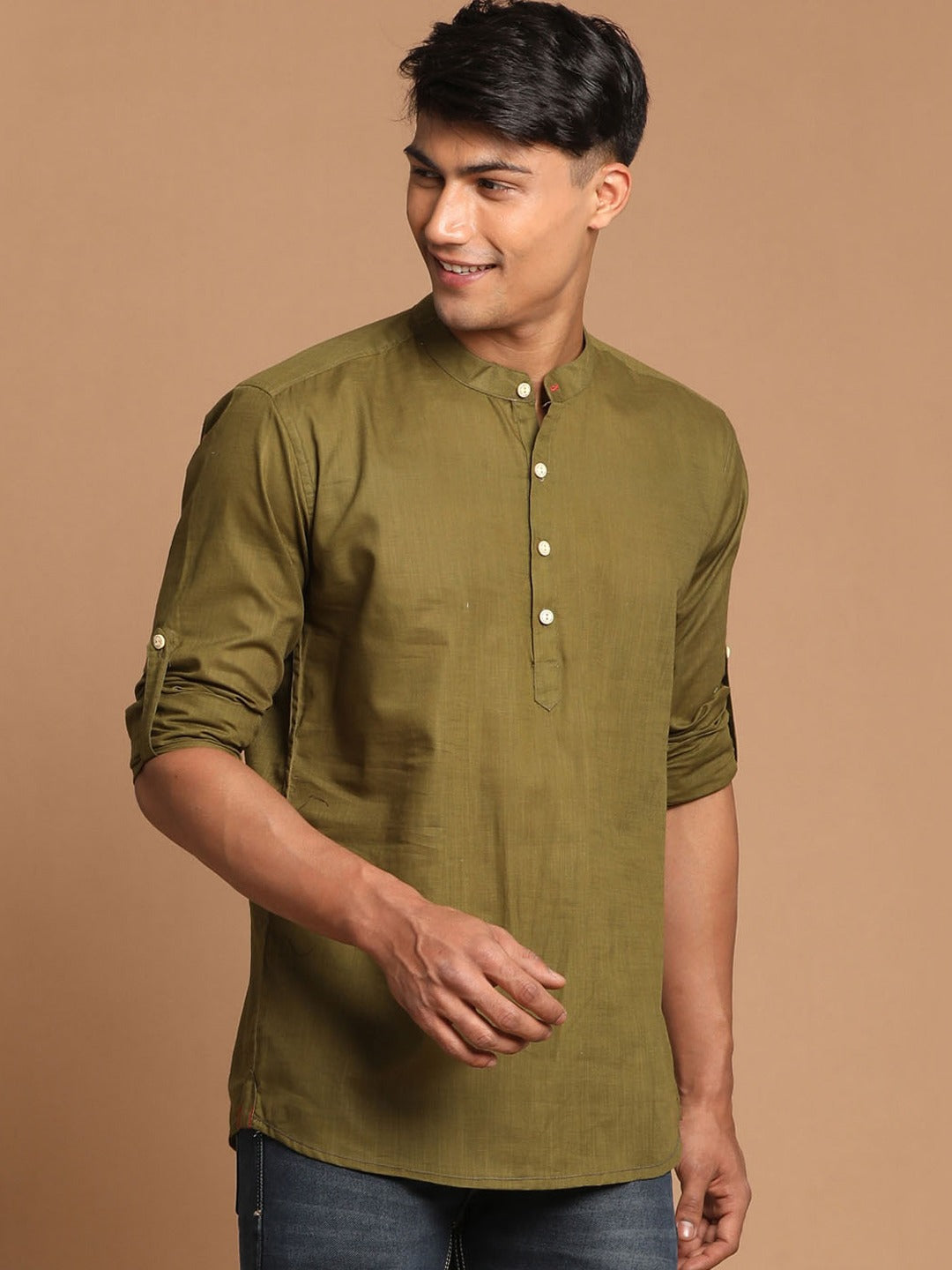 Men Solid Cotton Blend Kurta