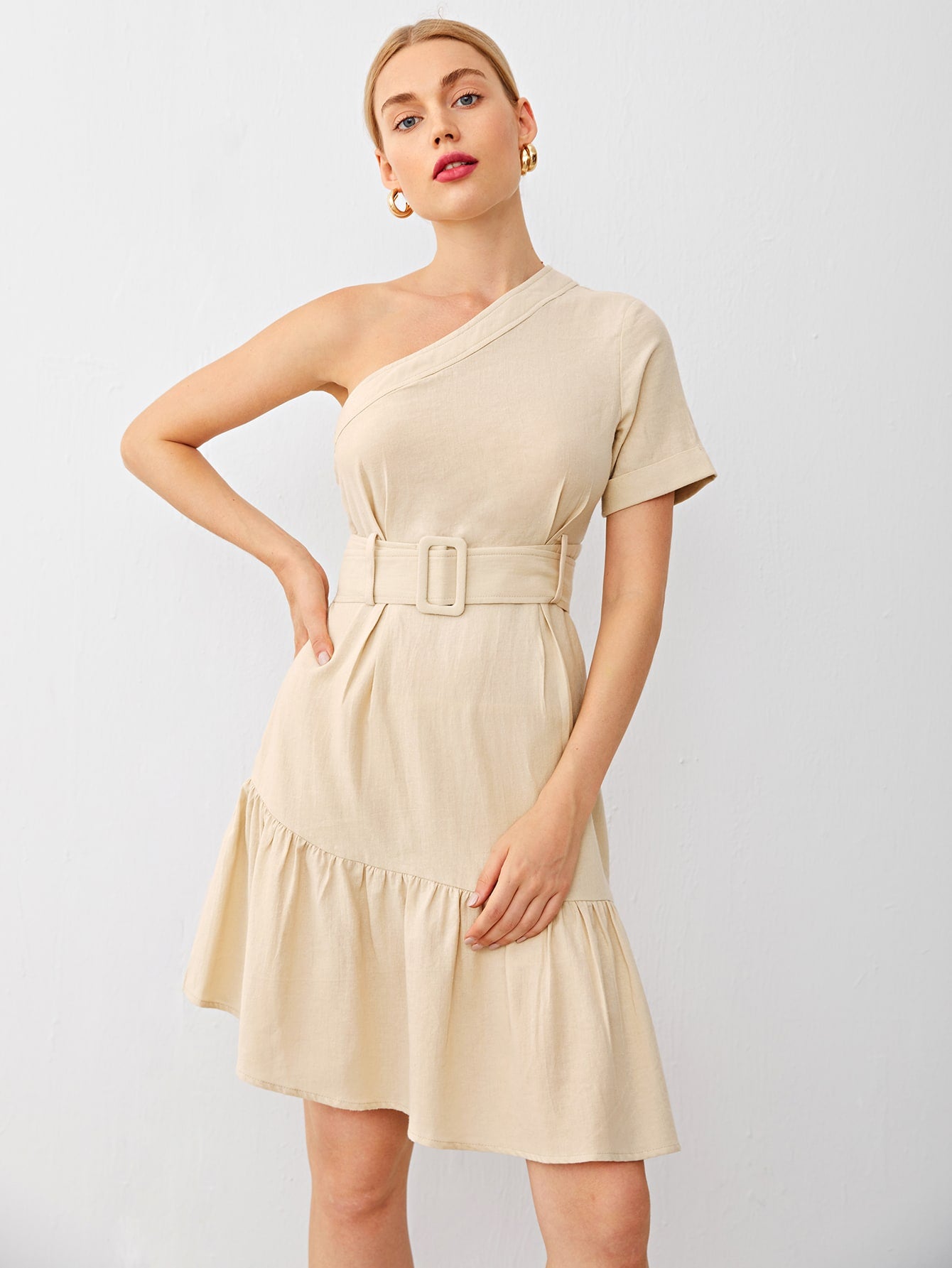 One Shoulder Flounce Hem Buckle Belted Dress