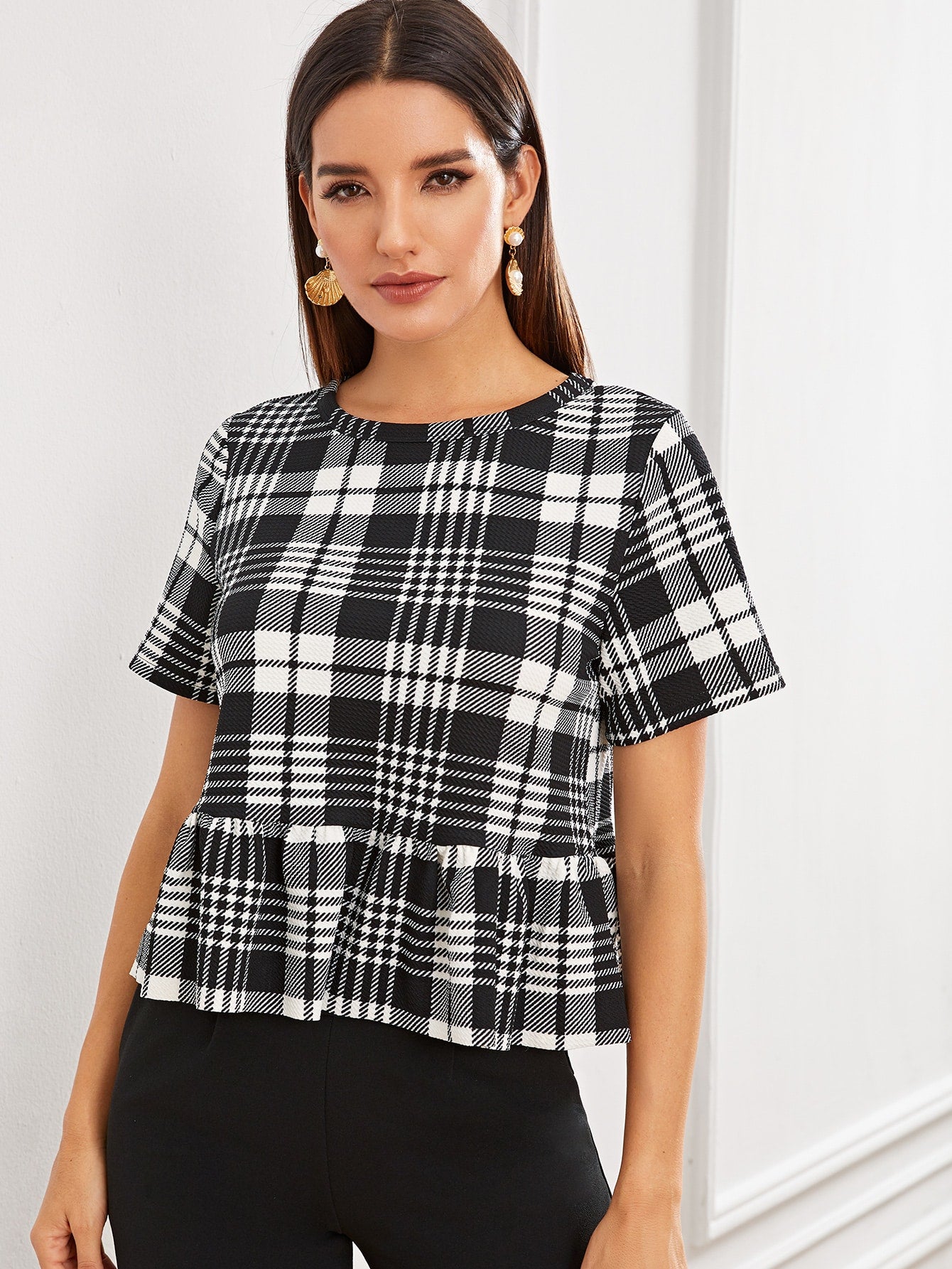 Plaid Print Ruffle Hem Top