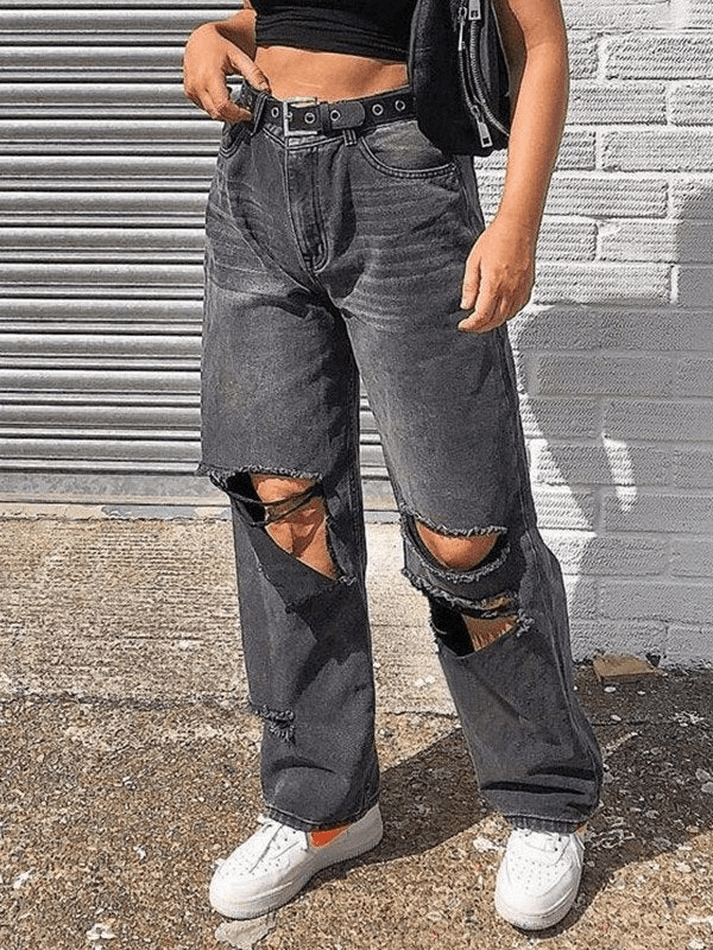 Boyfriend Fit Knee Ripped Jeans