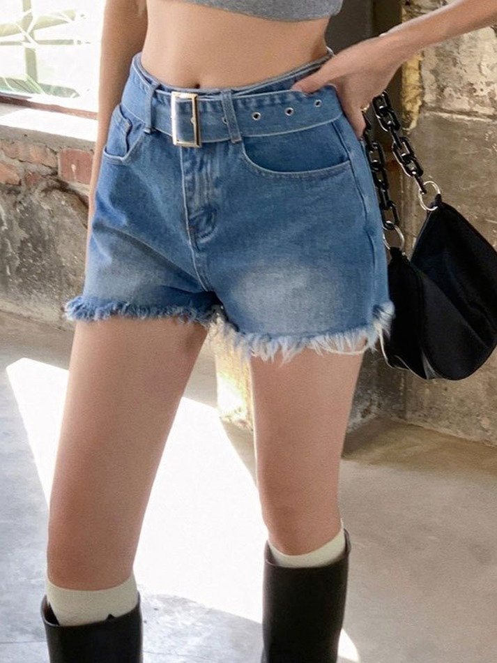 Buckle Belted Raw Hem Denim Shorts