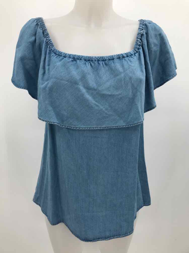 7 For All Mankind Blue Size Small Ruffle Light Wash Lyocell Open Shoulder Blouse