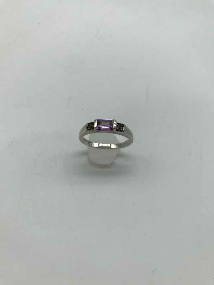 925 Silver Amethyst Size 9 Band Style