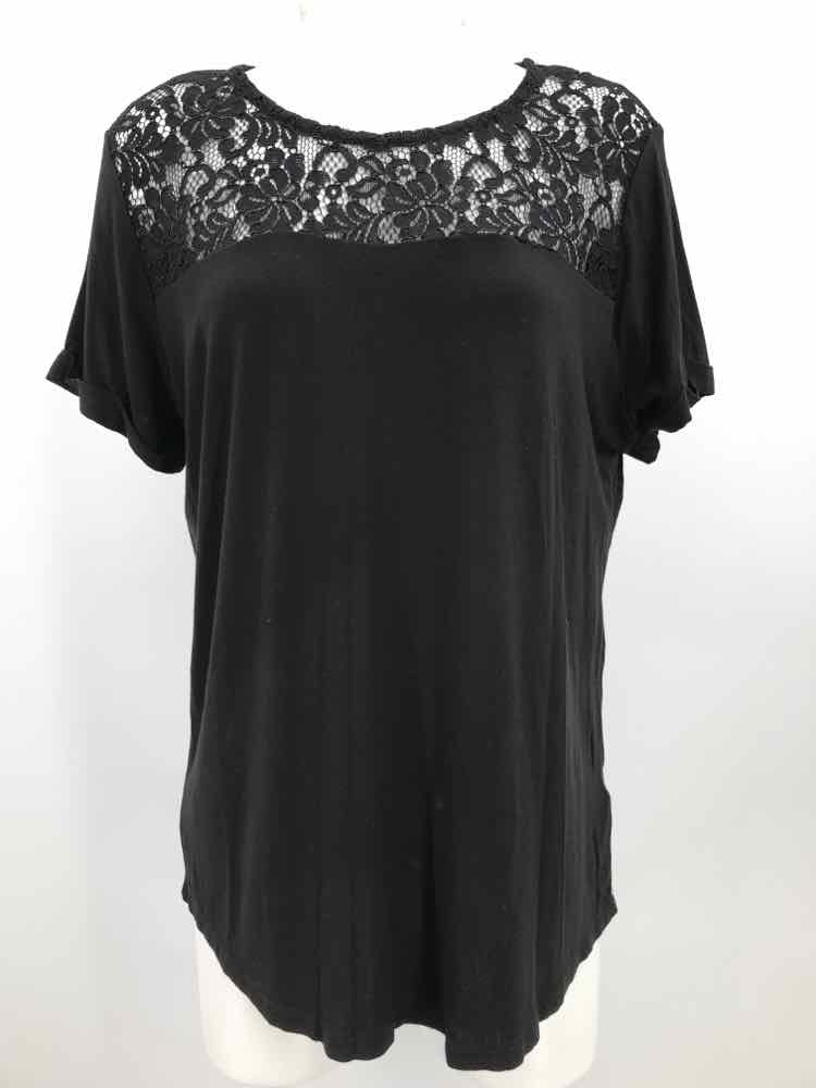 A + A Collection Black Size Large Lace T-shirt