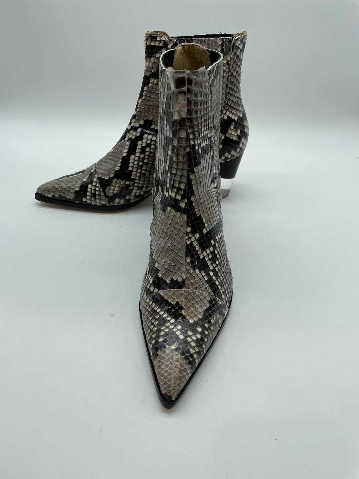 Alexandre Birman Grey Size 5 Snake Grain Heeled Ankle Boot