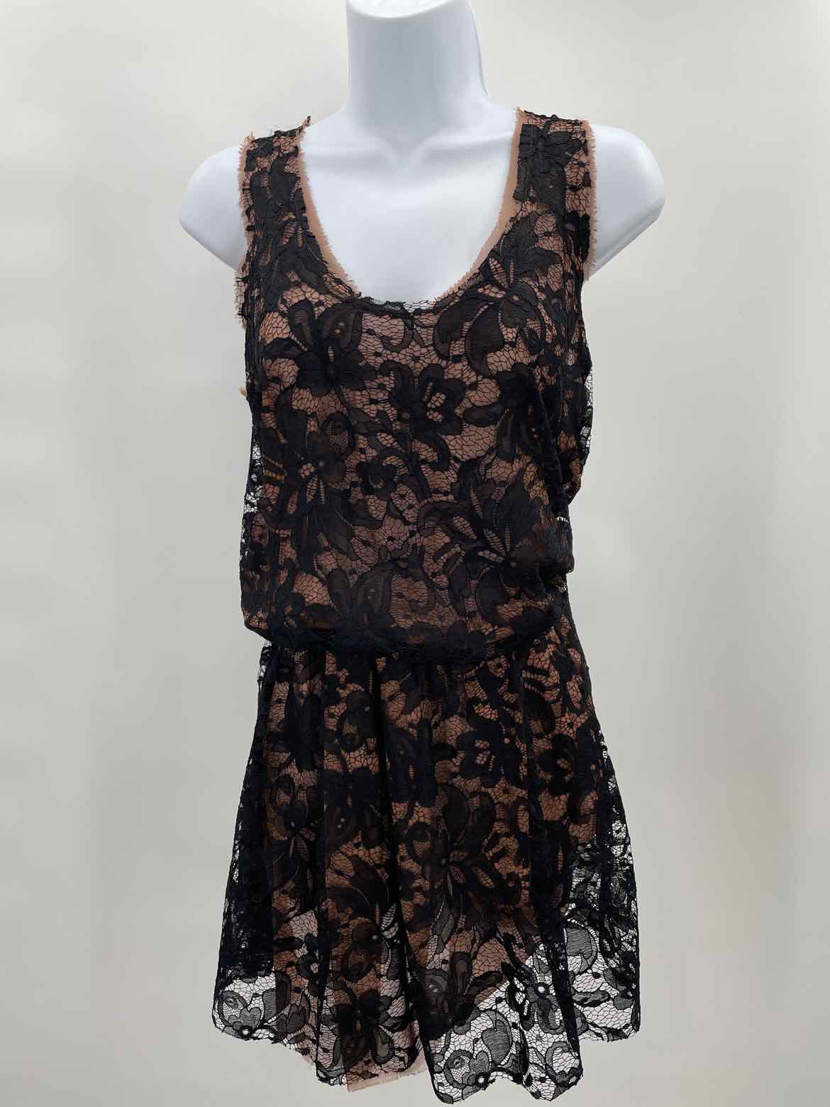 Alexis Black Size Small Lace Sleeveless Dress