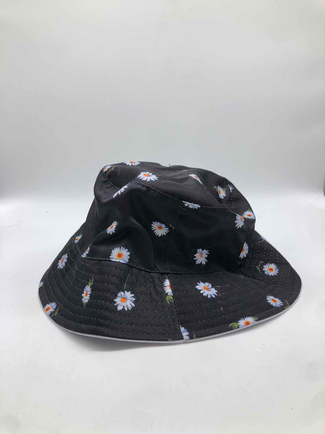 Alice + Olivia Black Reversible Bucket Hats