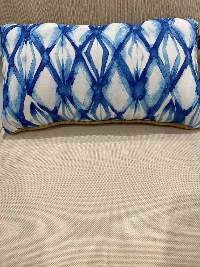 Allen&Roth Blue Geometric Jute Lumbar Pillow