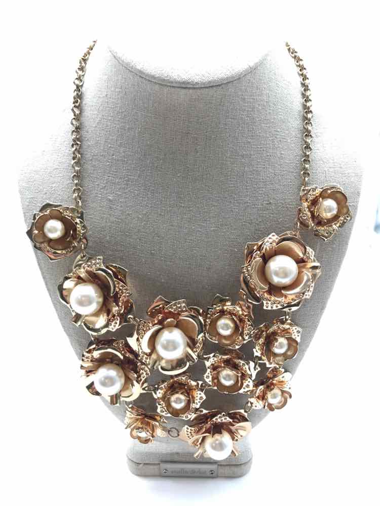 Amrita Singh Gold Floral Chandelier Necklace