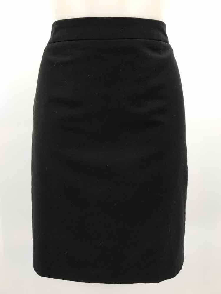 Ann Taylor Black Size 4P Pencil Skirt