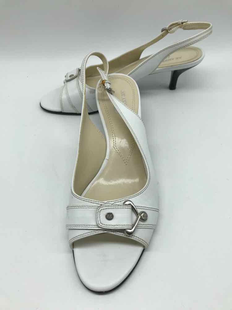 Anne Klein White Size 7.5 Slingback Sandals