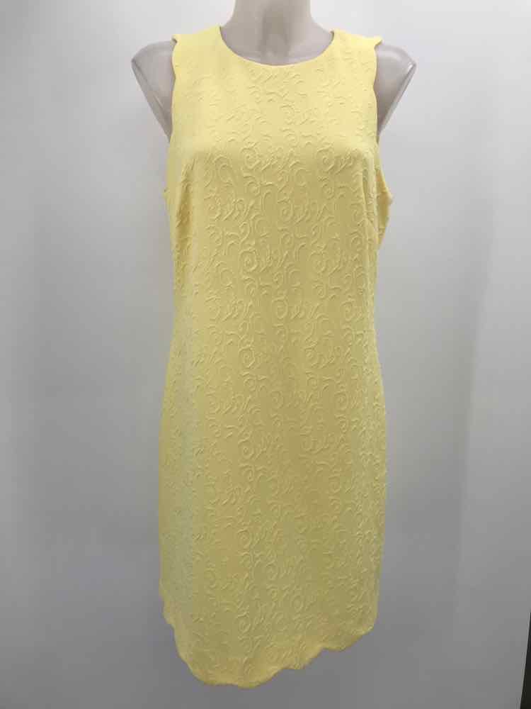 Anne Klein Yellow Size Medium Textured Scalloped Knee Length Sleeveless Dress