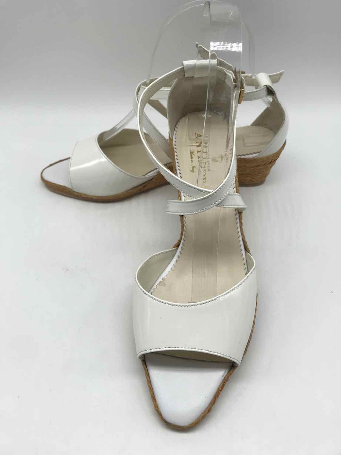 Antinori White Size 7 Patent Espadrille Sandals