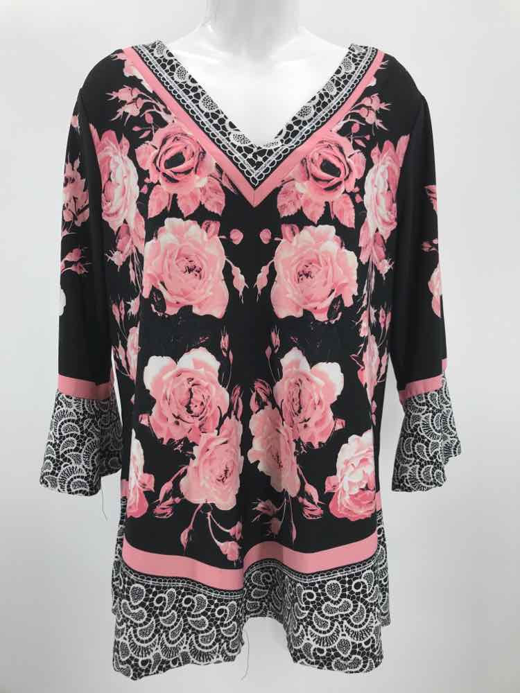 Avenue Black Size 14 Floral Blouse