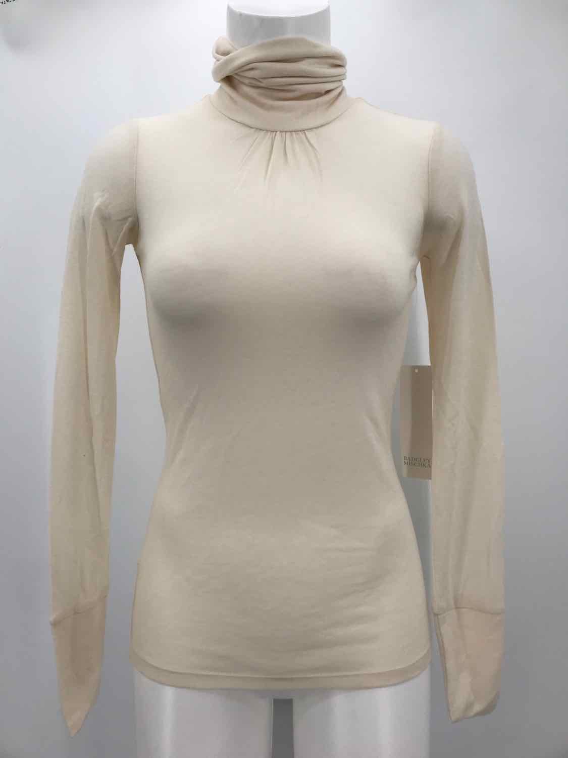 Badgley Mischka Ivory Size Small Long Sleeve Turtleneck