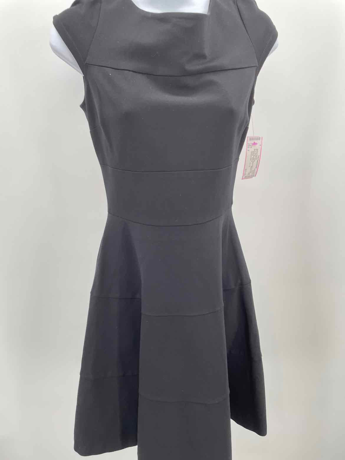 Banana Republic Black Size 2 Knee Length Short Sleeve Dress