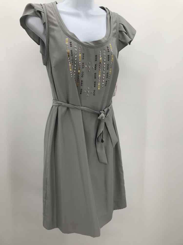 Banana Republic Grey Size 2 Polyester Beaded Scoop Neck Short Sleeve Dress