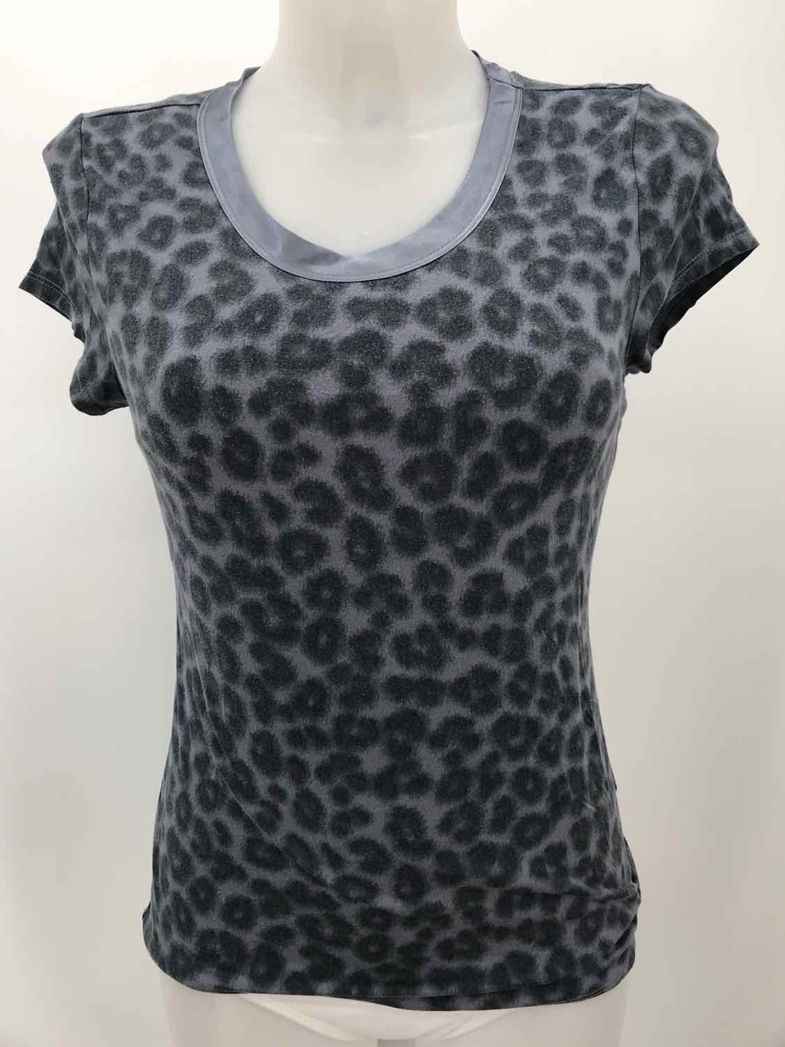 Banana Republic Grey Size Small Leopard T-shirt