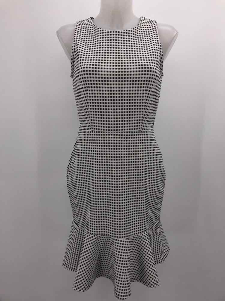 Banana Republic White Size 2 Check Print Ruffle Knee Length Sleeveless Dress