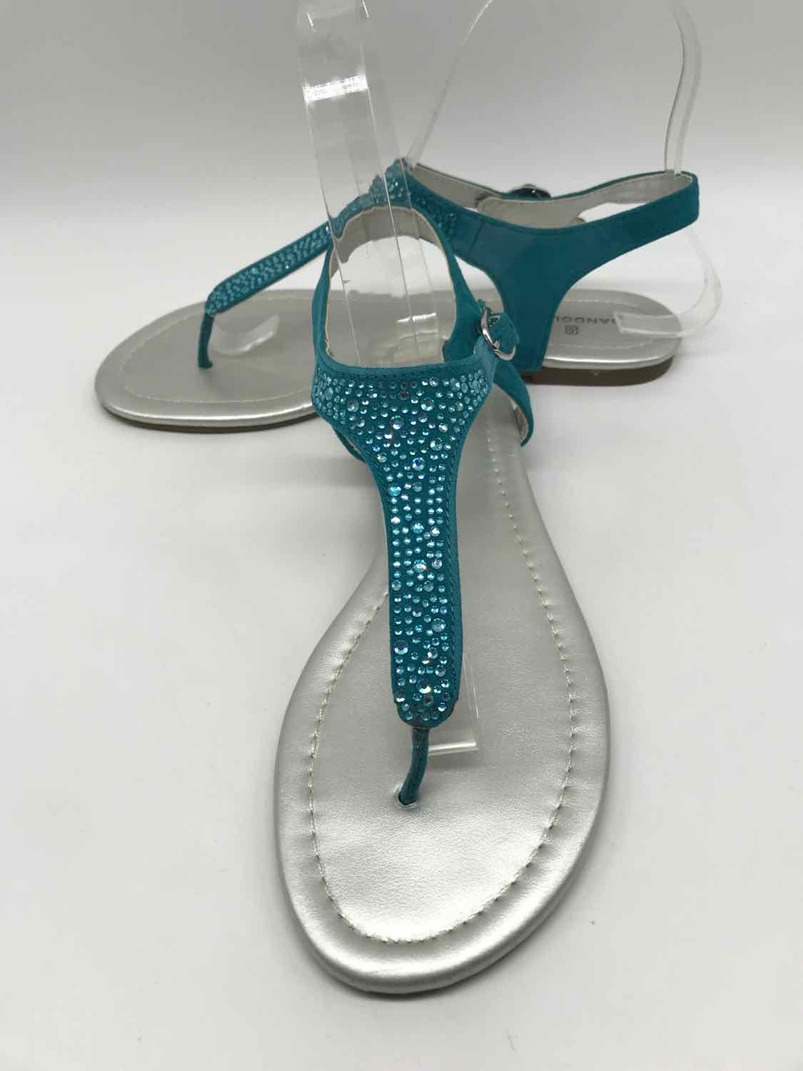 Bandolino Blue Size 5.5 Rhinestone Thong Sandals