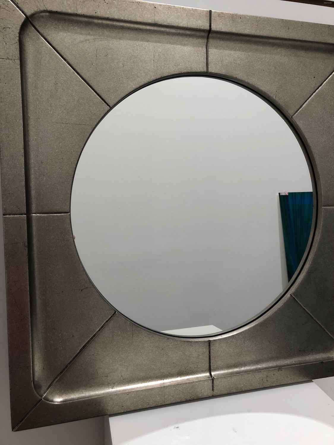 Bassett Silver Round Mirror in Square Frame