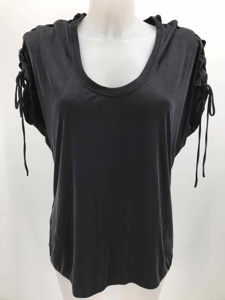 BCBG Black Size Medium Scoop Neck T-shirt