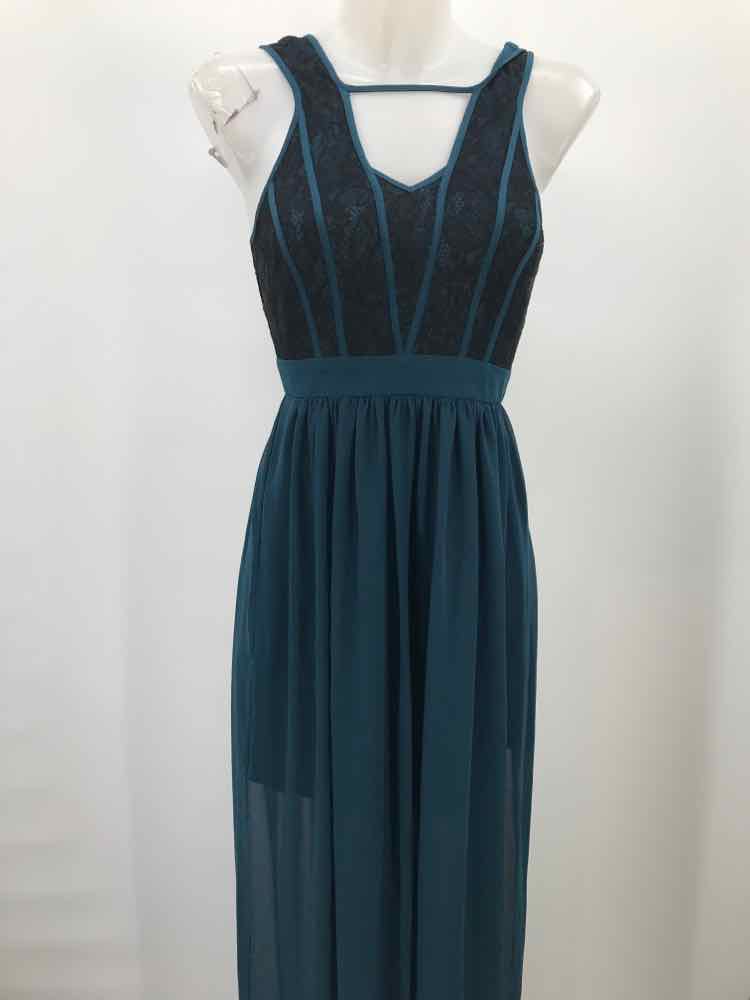 BCBG Generation Blue Size 0 Lace Long Sleeveless Dress