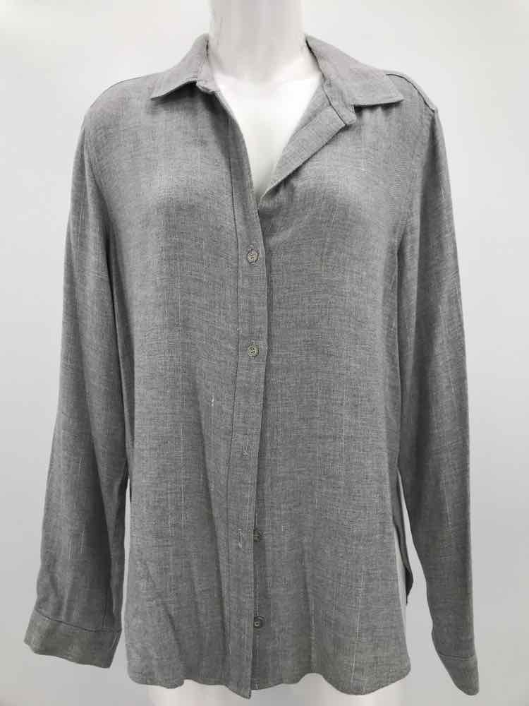 Bella Dahl Grey Size Medium Metallic Stripe Button Down