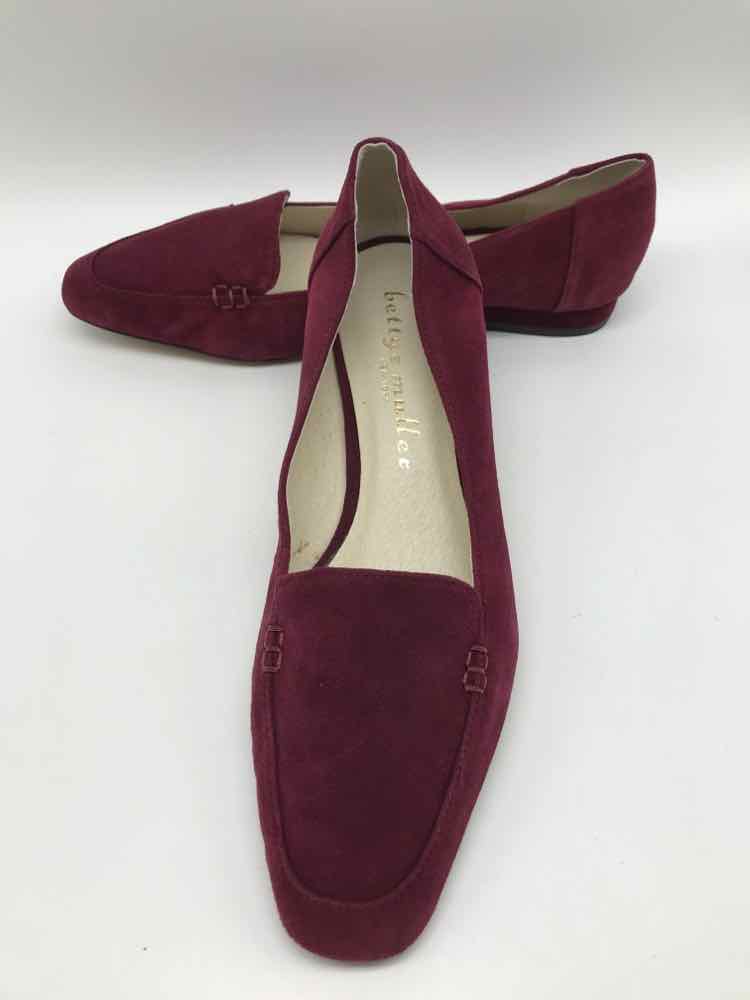 Bettye Muller Purple Size 8 Loafer Flats