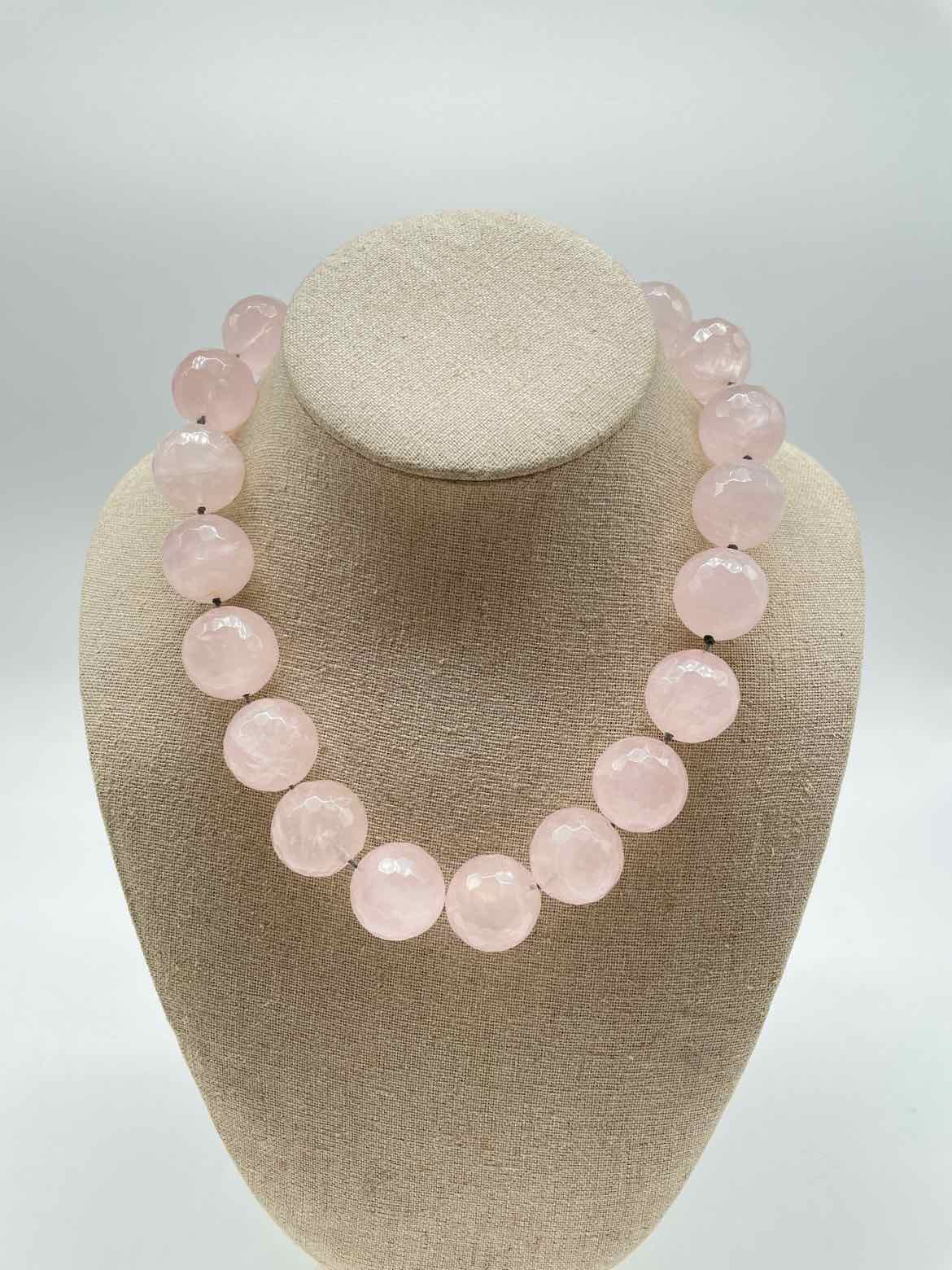 Bilyana Tosio/Pono Pink Glass Resin Chunky Necklace