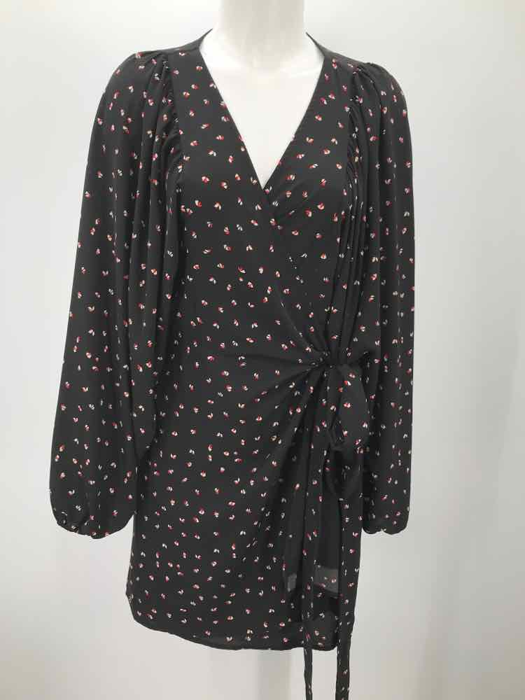 Bishop + Young Black Size Large Long Sleeve Short Wrap Dress