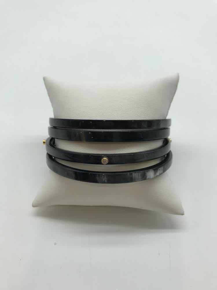 Black Set Bangle