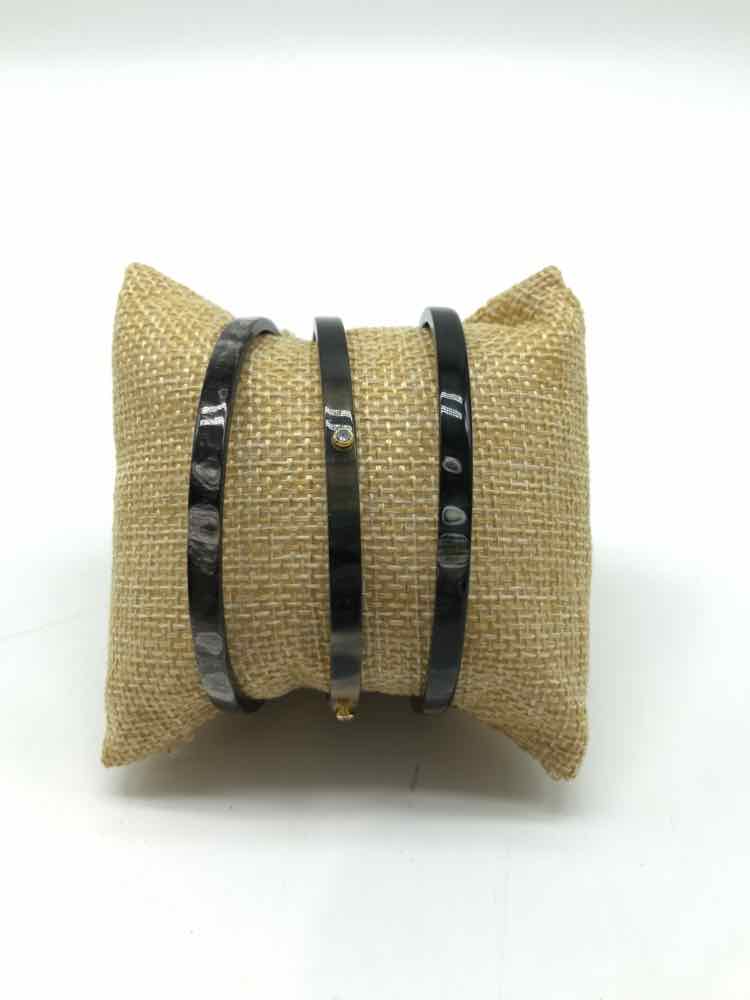 Black Set Bangle