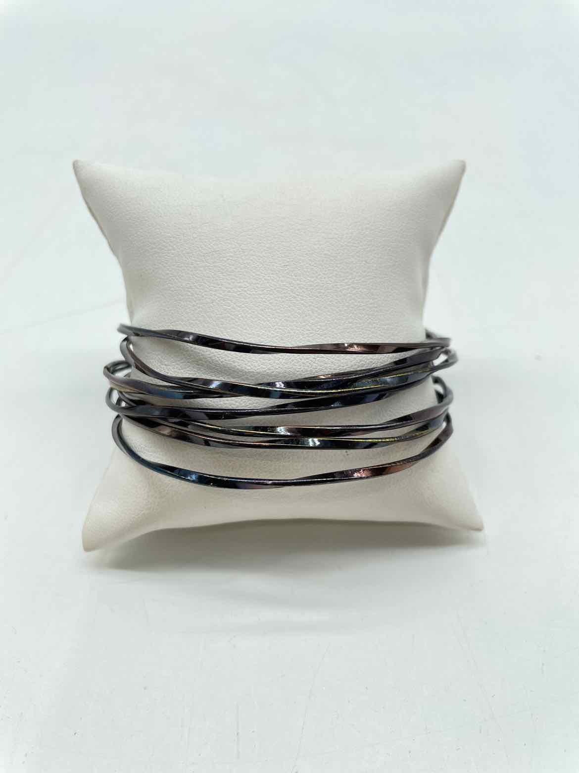 Black Set Bangle